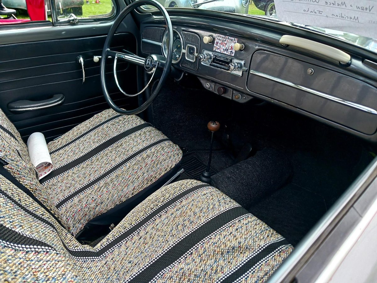 This VW had a nice interior, the dash is all original. 