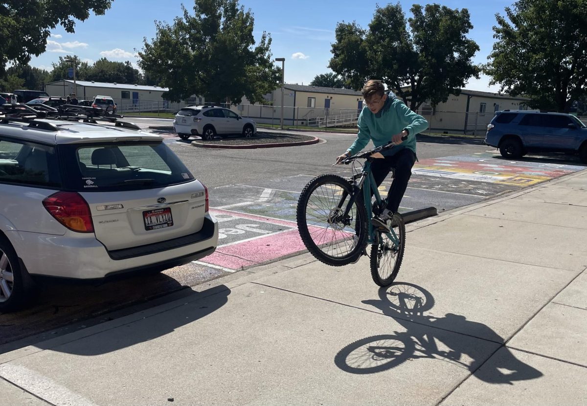 Brayden Rivera cookin' it up on one wheel!