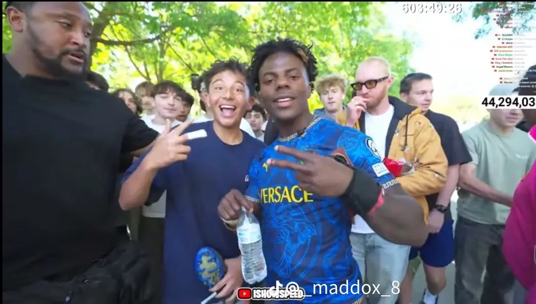 Maddox Hicks (So) posing with Speed