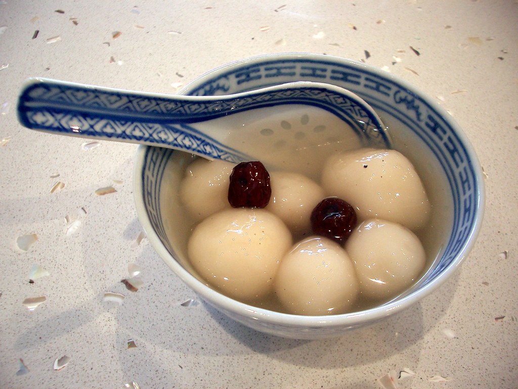 "Tang Yuan 汤圆" by avlxyz is licensed under CC BY-SA 2.0.